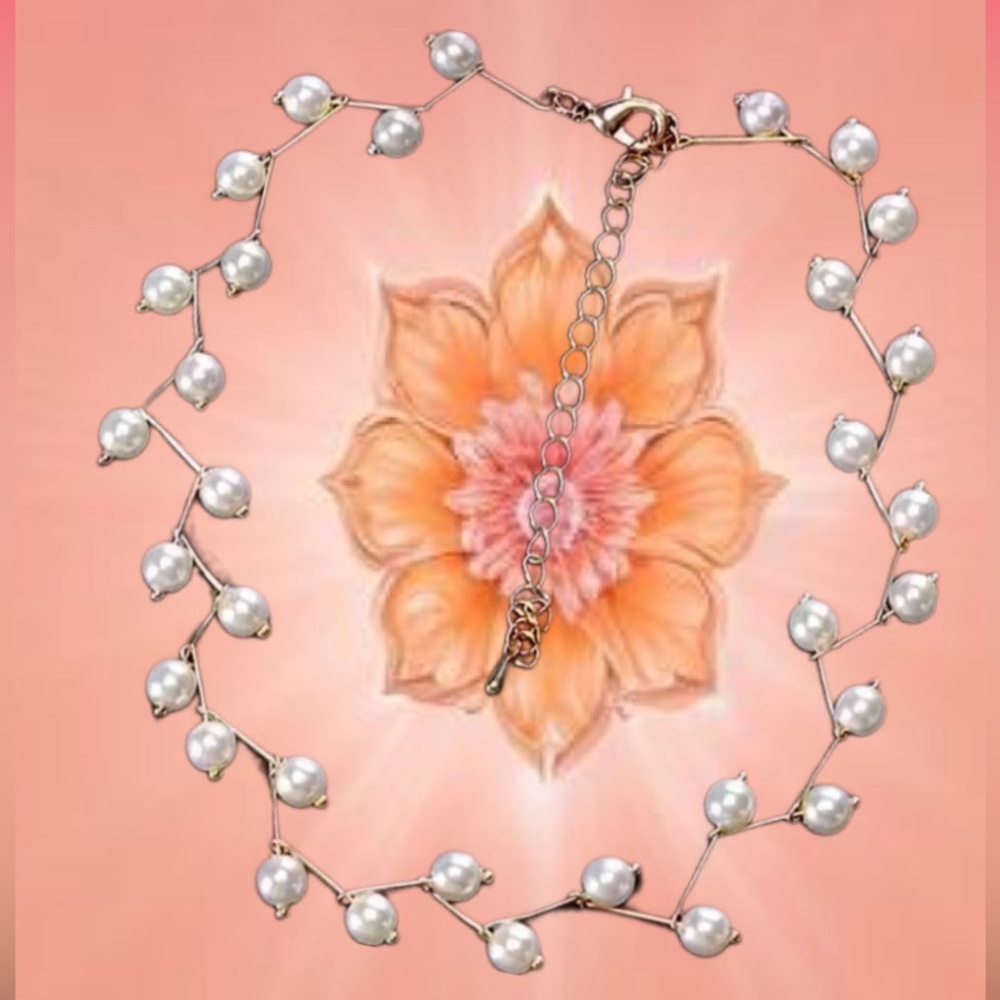 Delicate Pearl Vine Necklace - White Pearls